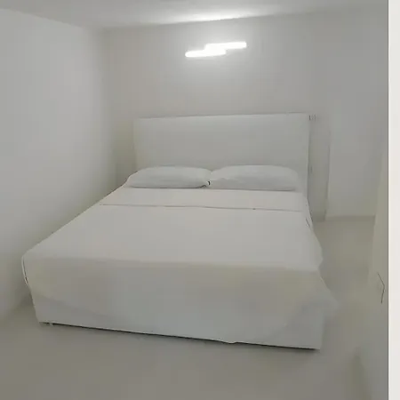Casa Del Mirto بيت للعطل